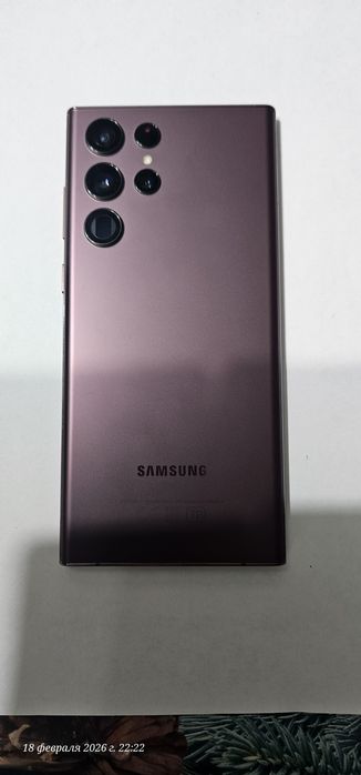 Смартфон Samsung Galaxy S22 ultra