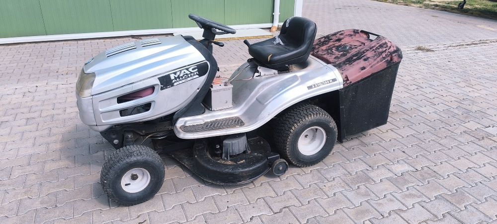 Tractoras gazon!