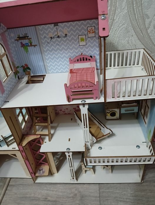 Продам домик для кукол маленьких