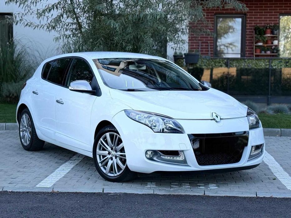 RENAULT Megane 2013 — imagine 1