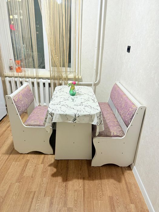 Продам стол с стульями!