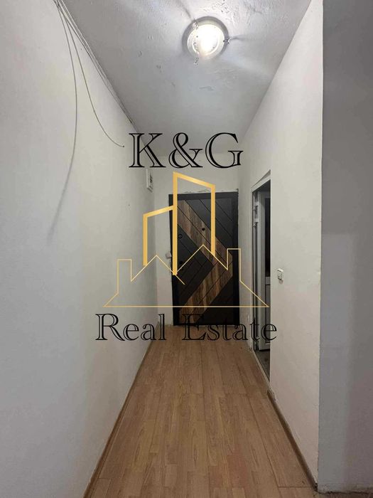 Продава се Двустаен апартамент в Разград, Орел - 58 кв.м за 1275 €/кв.м - Снимка #4