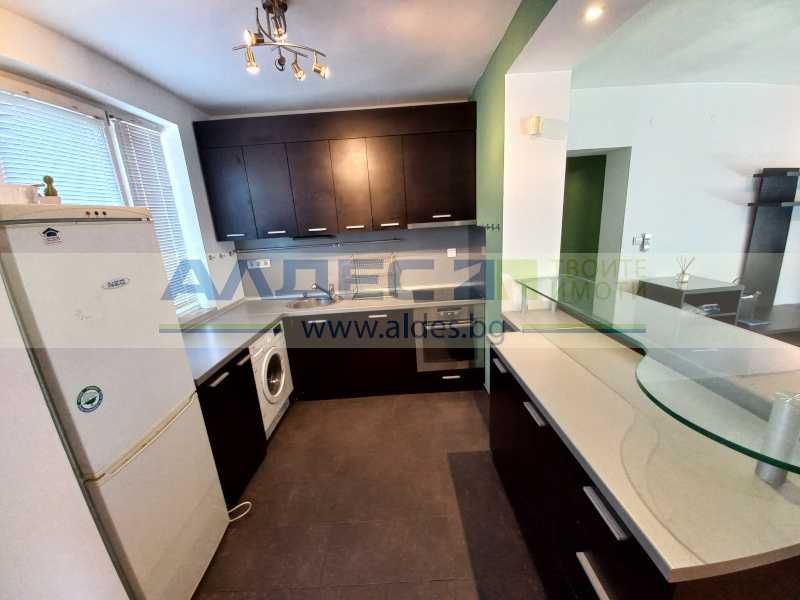 Дава се под наем Тристаен апартамент в София, Надежда 2 - 81 кв.м за 561 € - Снимка #2