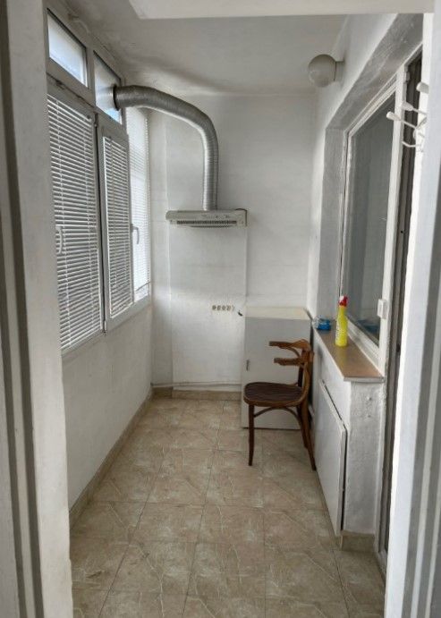 Продава се Двустаен апартамент в София, Люлин 6 - 65 кв.м за 2108 €/кв.м - Снимка #3