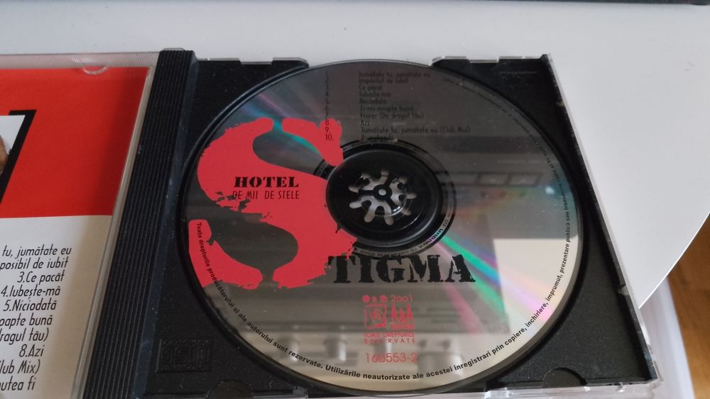 Ce audio l Stigma -Hotel de mii de stele