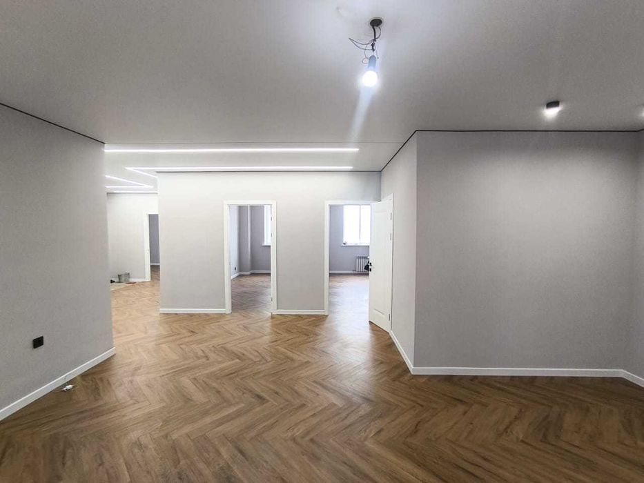 4-Комнатную на Левом ! Помощь в Ипотеке! Без комиссии для покупателя!