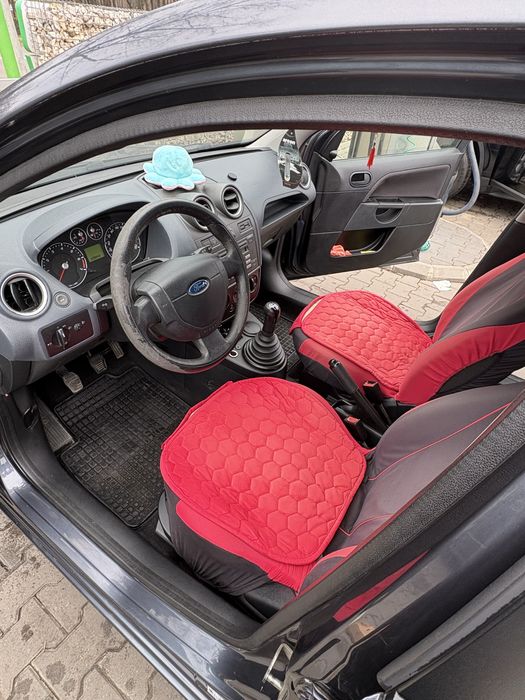 Ford fiesta              .