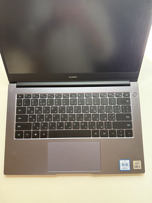 Huawei matebook D14