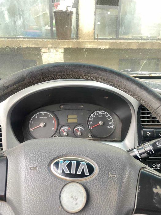 Kia Bongo 2014 refrijerator