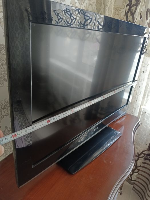 Телевизор Lg 80×50