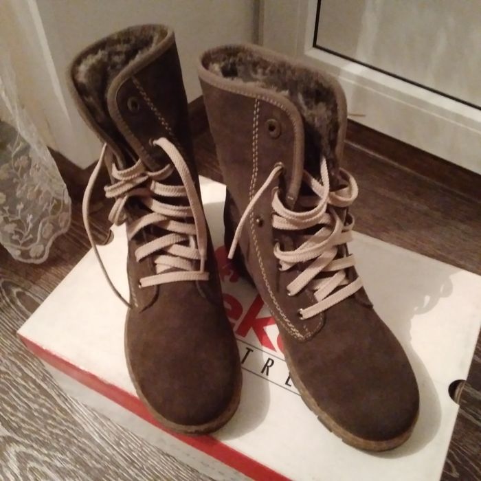 Ботинки зимние, женские