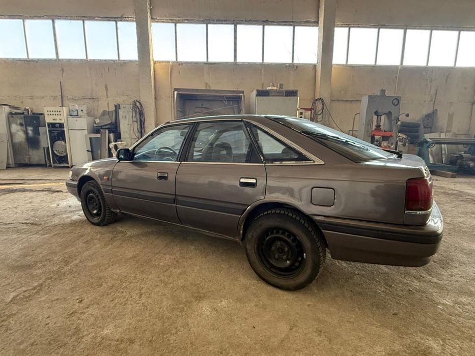 Продам автомобиль Mazda 626