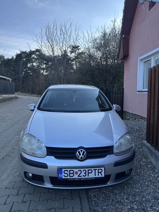 Vând Golf 5 2008