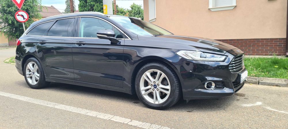 Ford Mondeo Break 2015 Diesel Automată–istoric Ford, distr. schimbată