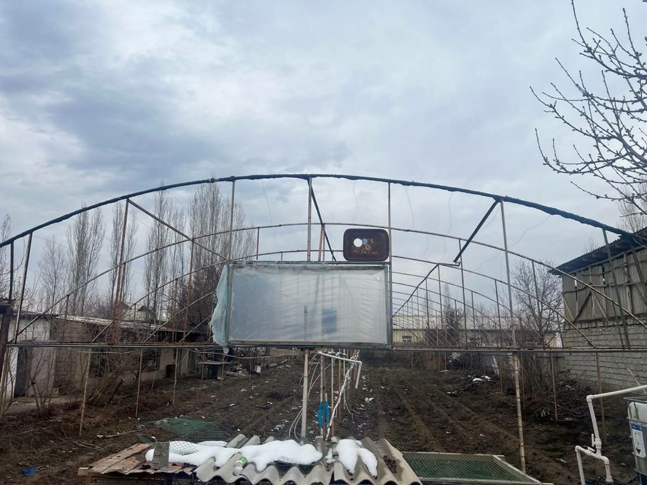 Teplisa sotiladi Продается теплица