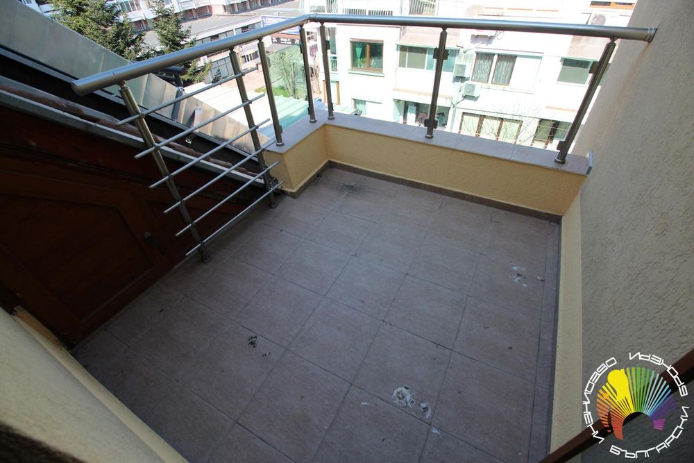 Продава се Двустаен апартамент в Бургас, Братя Миладинови - 90 кв.м за 1689 €/кв.м - Снимка #13