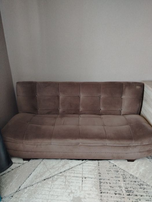 Продам диван за 5000 тг