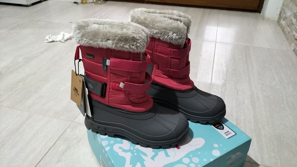 Trespass - Cizme de iarna impermeabile Stroma II, Roz, mărimea 34 !
No