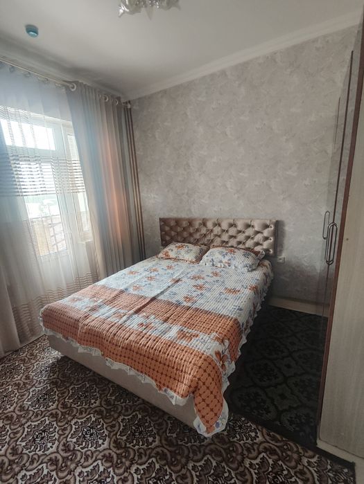 Сдам квартиру 16/4, 3 комнаты, мелирована с условиями.