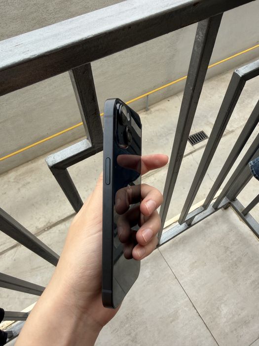iPhone 14 qora rang