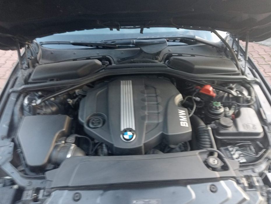 Vând BMW seria 5
