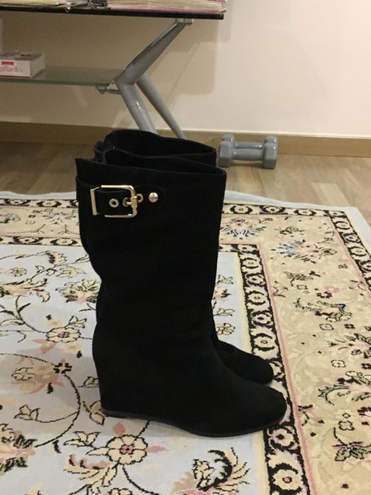 Продам женские сапожки