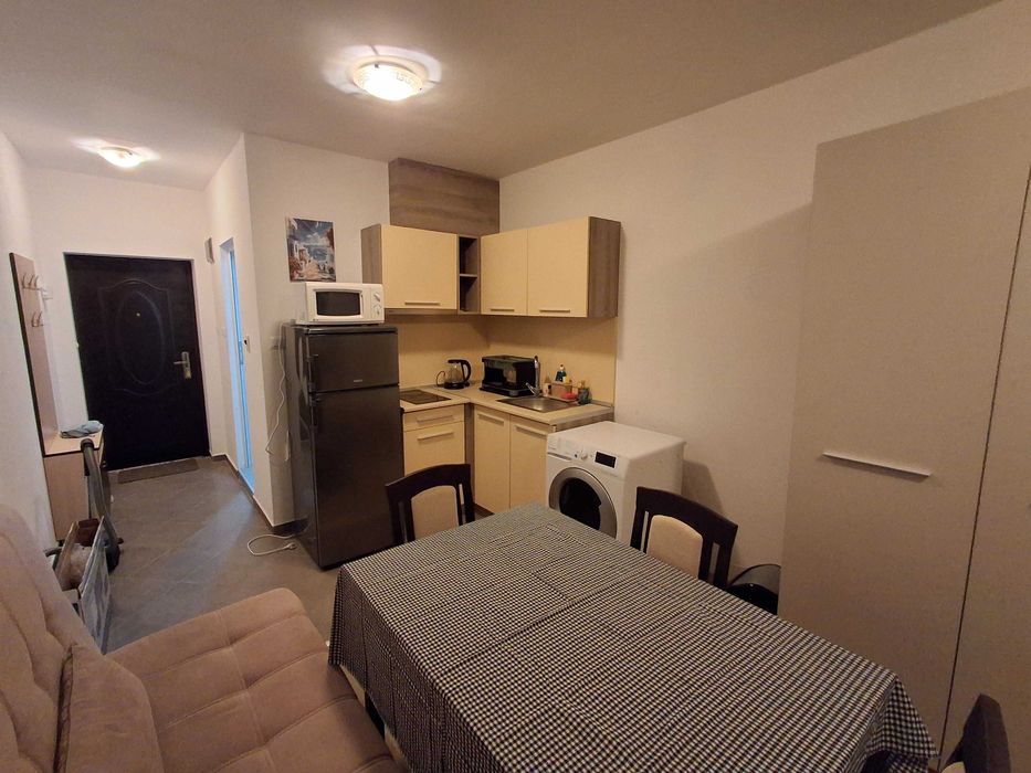 Студио в комплекс Блу бей Поморие