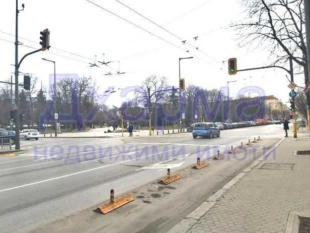 Продавам 3-стаен апатамент в топ център