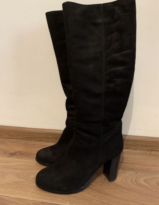 Зимние замшевые сапоги