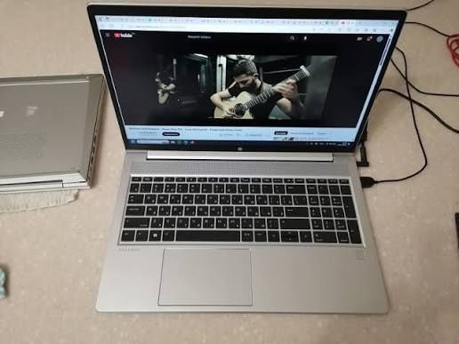 HP PROBOOK 455 G8
оперативная память: 16GB
процессор: ADM R