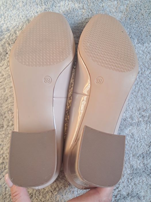 Продам туфли 39р