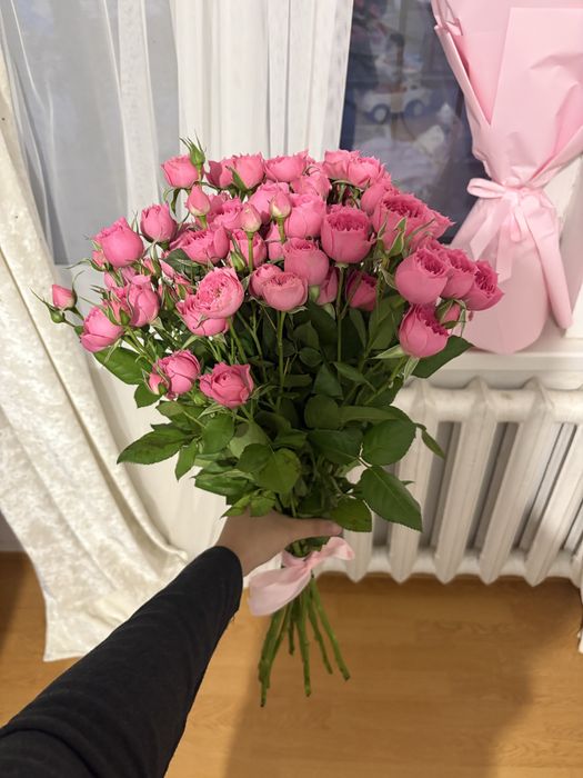 Нежные Кустовые розы