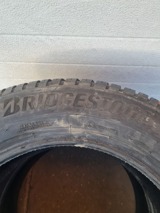 Нови всесезонни гуми 2 броя BRIDGESTONE WetherControl A005 225 60 R17