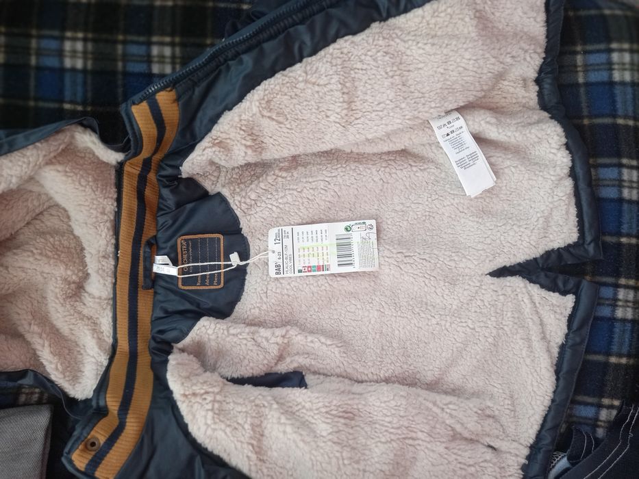 Продам курточку на  мальчика