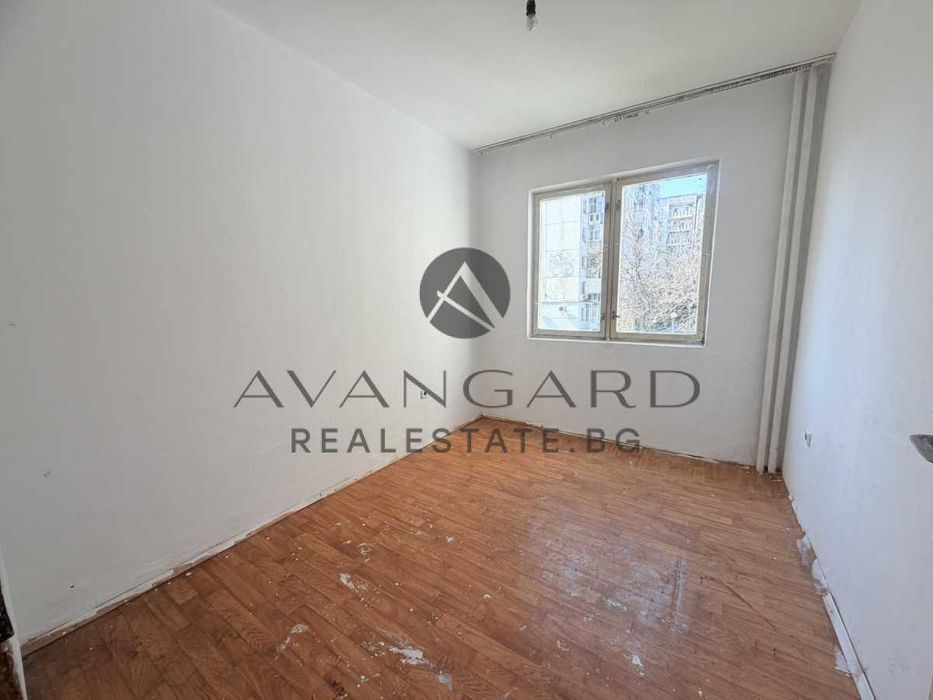 Продава се Тристаен апартамент в Пловдив, Кючук Париж - 68 кв.м за 999 €/кв.м - Снимка #3