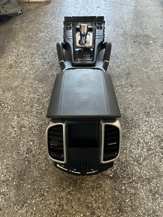 Porsche Cayenne 958 централна конзола