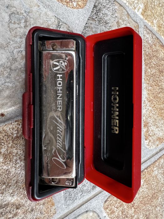 Muzicuta Hohner special 20
