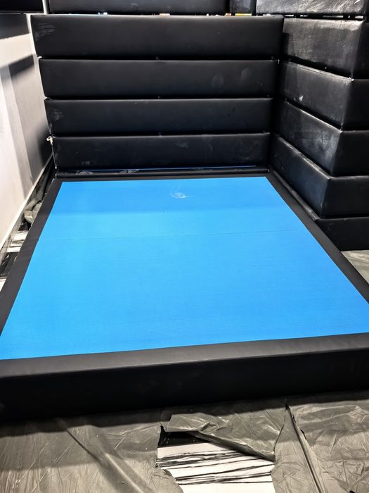 Спалня с табла , гръб с матрак мемори пяна+ две нощни шкафчета