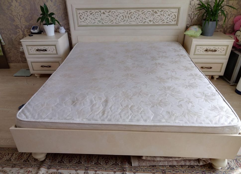 Спальный гарнитур Александрия