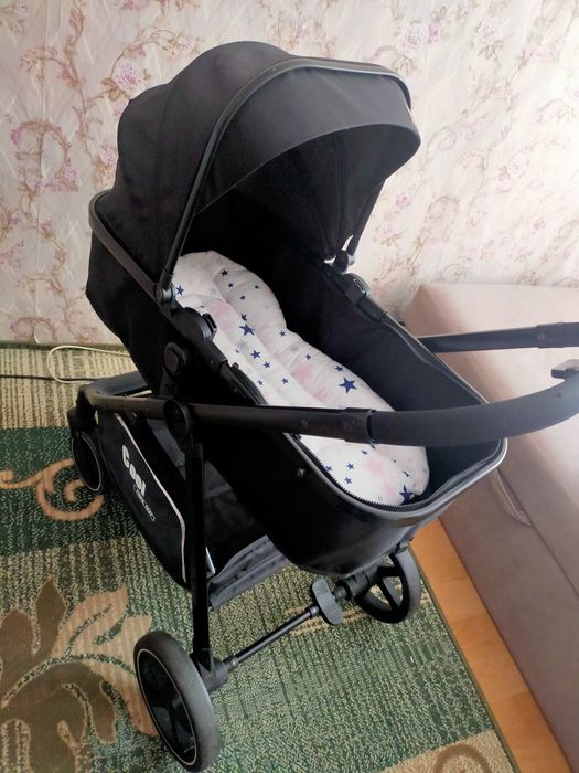 Коляска легкая люлька