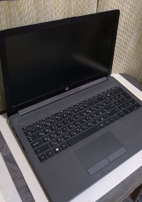 Продам ноутбук HP 255 G7