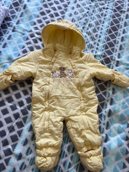 Продам комбинезоны для девочки,в хорошем состоянии