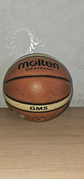 Minge de baschet Molten GM5 (BGM5) Piele PU Mărimea 5