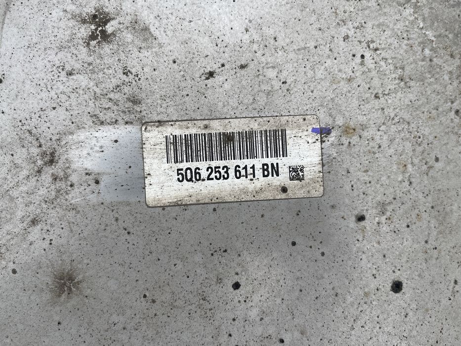 Punte spate / Amortizoare / Armatura / Toba Audi Q2