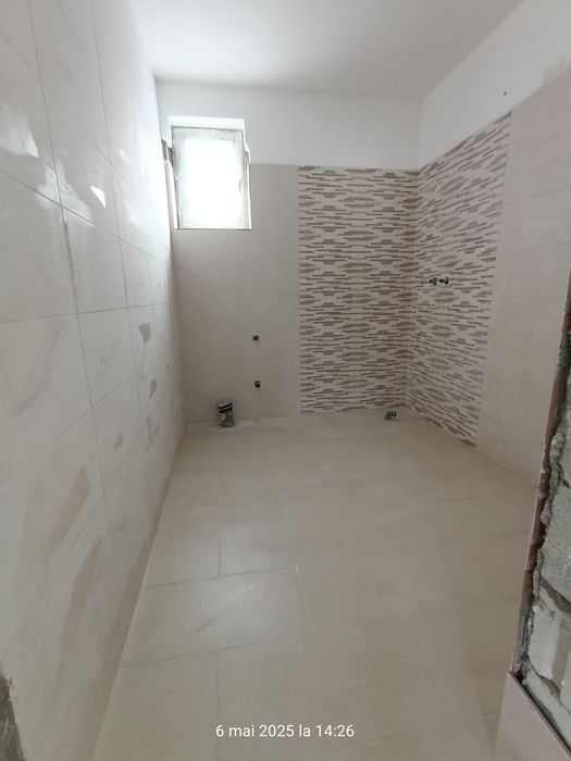 Faianțar montat gresiei, regips, zugrăveală