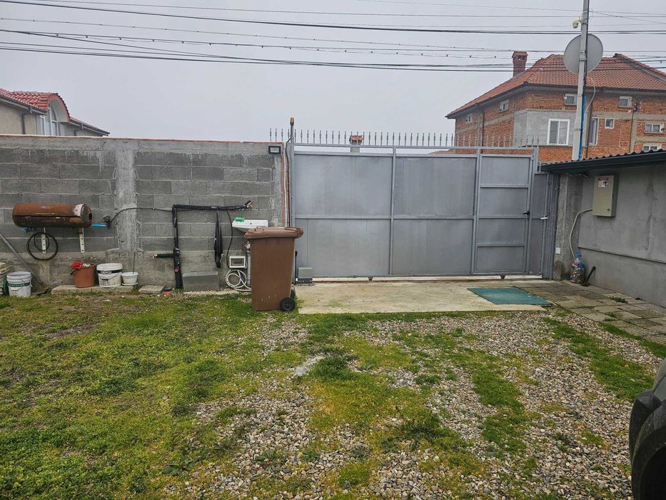 Имот (КъщА) двор