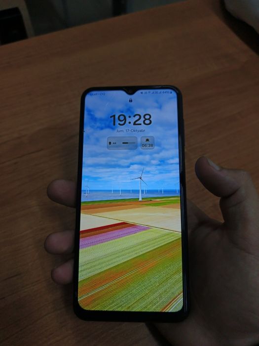 Samsung galaxy M13 4/64