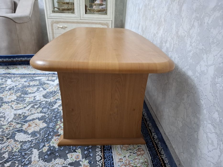 Журнальный столик