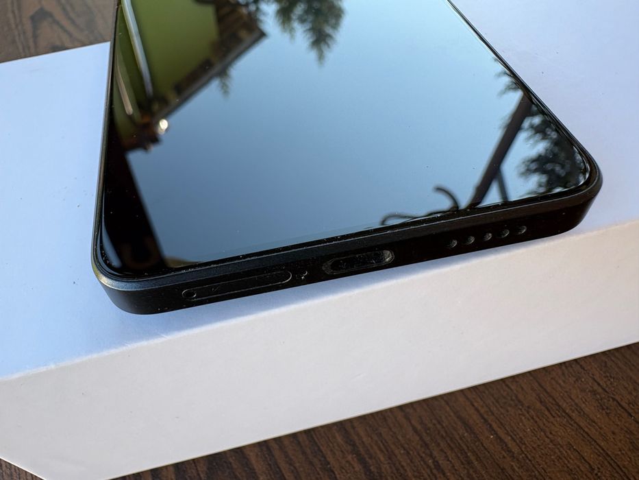 Продавам Xiaomi Redmi Note 13 Pro 5G (256GB) – Отлично състояние, пълен комплект!
