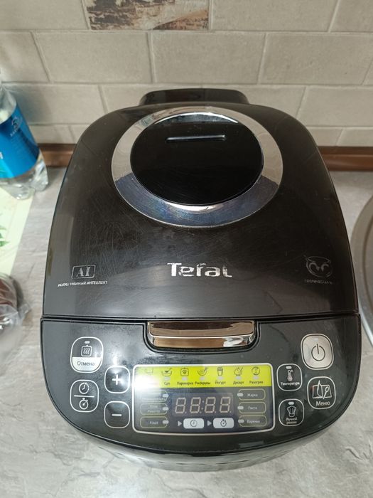 Продам мультиварку в хорошем состоянии